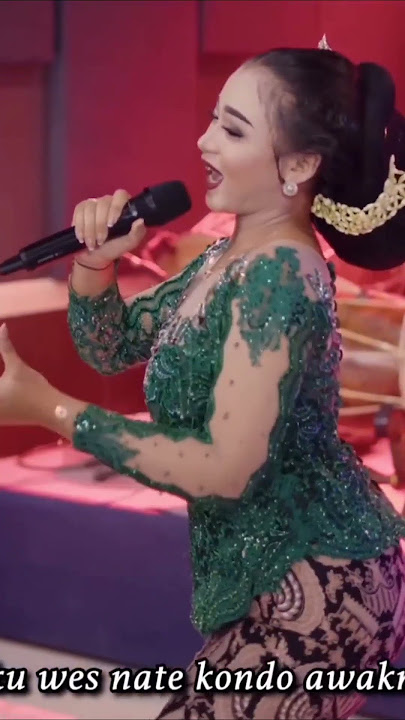 NIKEN SALINDRY - MANGKU PUREL