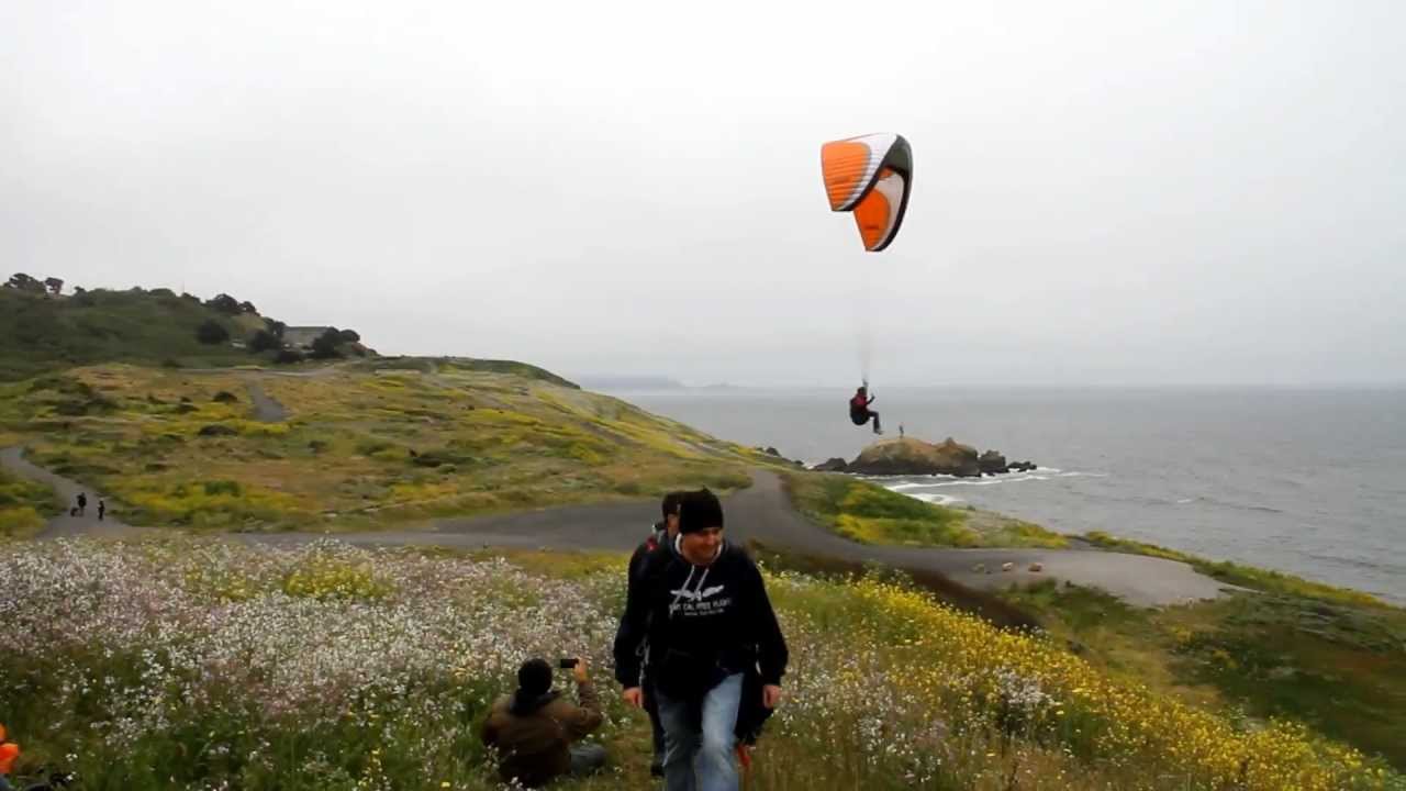 Paragliding in Pacifica California With Velocity Elektra Paragliders