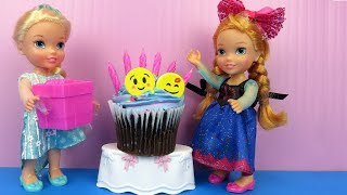 Little Annas Birthday Party Elsa And Anna Toddlers Party With Guests - Pinata - Cake - Gifts - Youtube