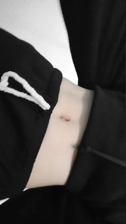 Ukhti pamer perut dan pinggang viral tik tok