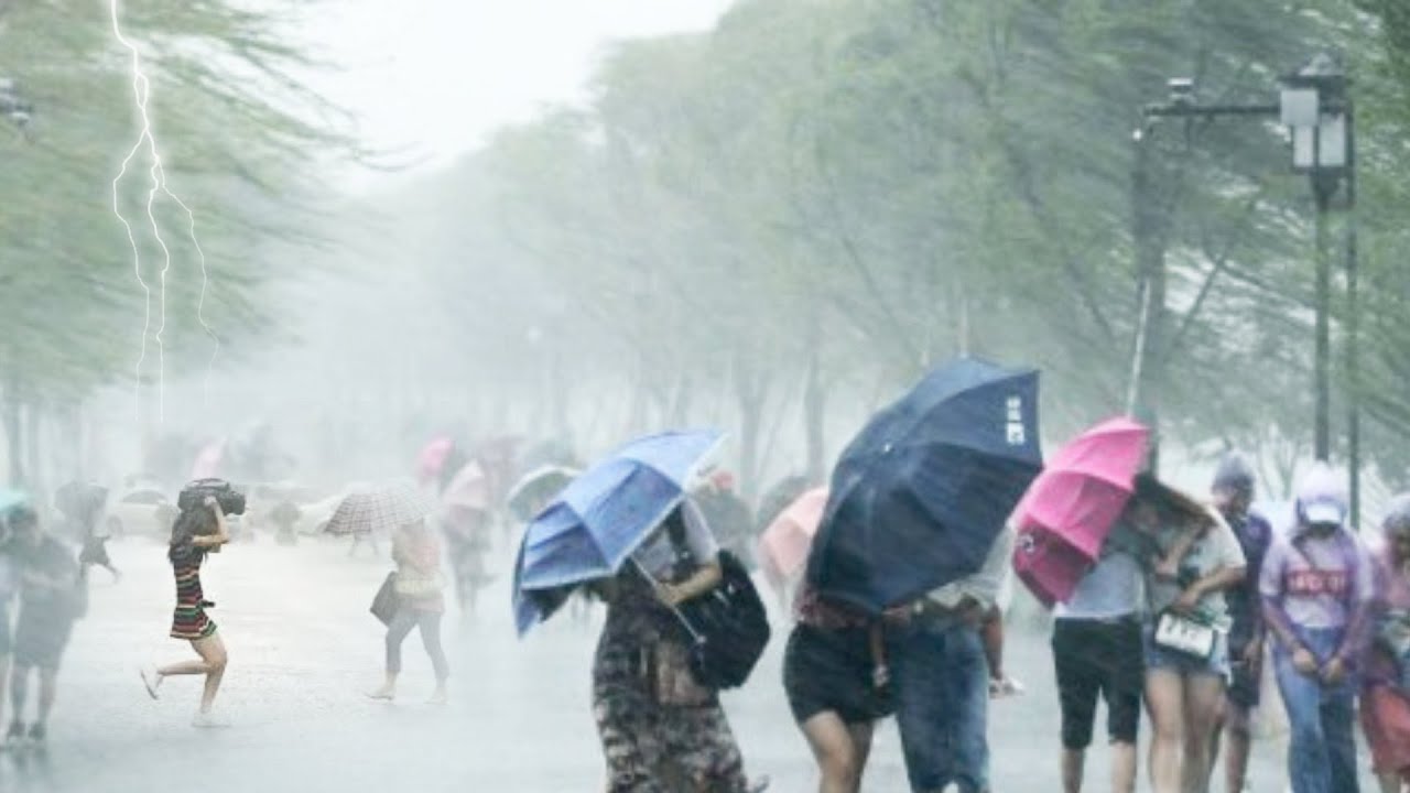 Hailstorm strikes China! Part of Beijing hit by hailstone, farm destroyed