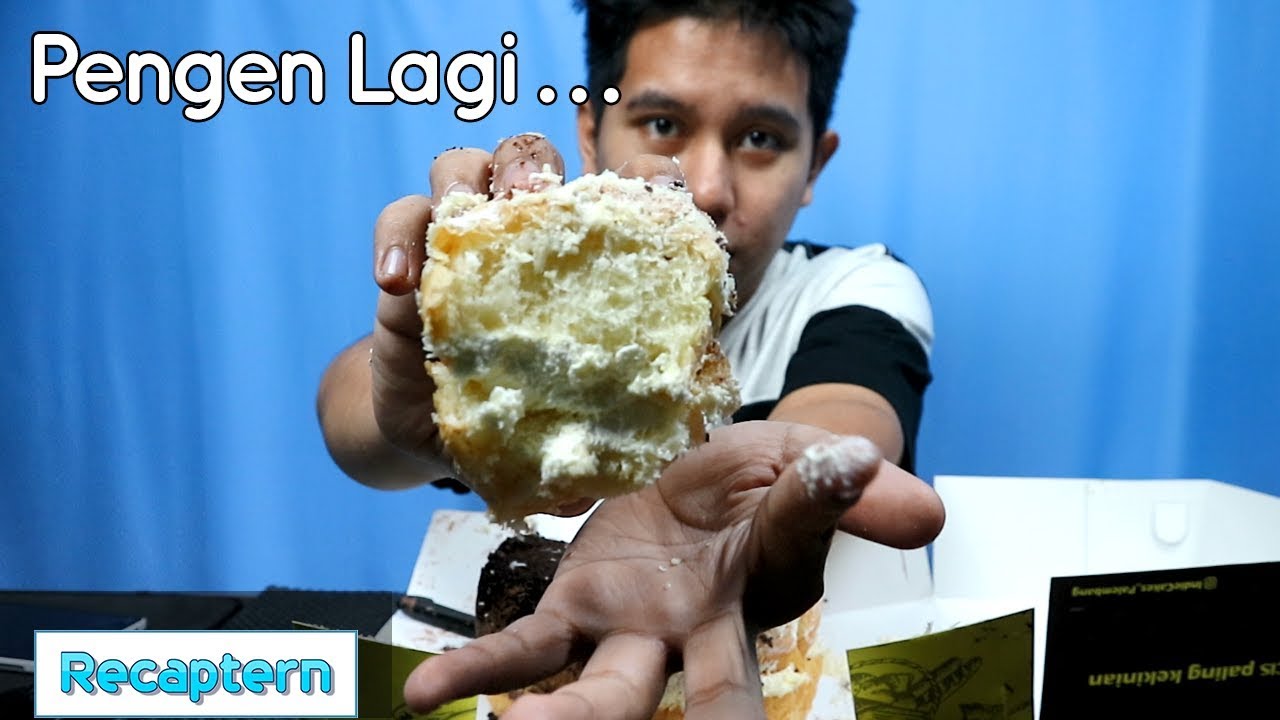 Roti Krimcis Palembang Oleh-Oleh Kekinian Dari Palembang - Recaptern Makan Roti  Krimcis - Youtube Roti Krimcis Palembang Oleh-Oleh Kekinian Dari Palembang - Recaptern Makan Roti  Krimcis - Youtube