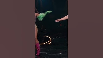 Thumbnail of SZA and lizzo are the definition of real sisters #music #shorts #sza #lizzo #sisterlove #takeoff