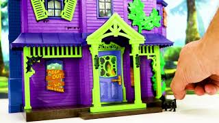 SCOOBY-DOO vs Dracula! Haunted Mansion Playset by Playmobil