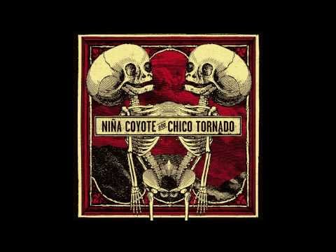 NIA COYOTE  eta CHICO TORNADO - Desert Tornado