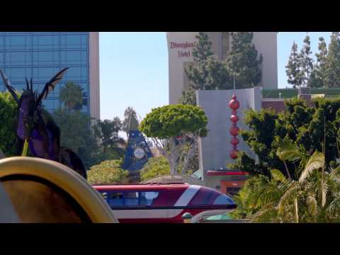 Vidéo: Comment se déplacer dans le Disneyland Resort et à Anaheim