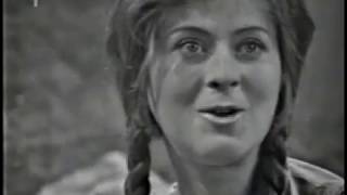 O Nanynčiných koláčích (1975) česká TV pohádka (O Nanyncinych kolacich)