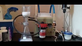 trying out buchner funnel filter on aspirator vacuum.