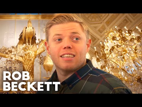 <span class="title">Rob Beckett &amp; Richard Ayoade Visit Winter Palace | Travel Man | Rob Beckett</span>