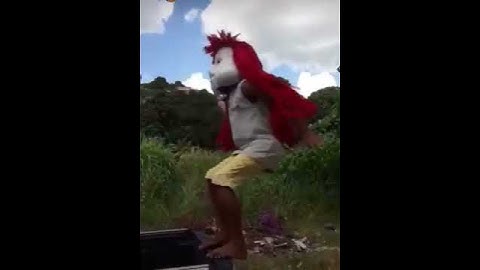 Fofão vira mortal e cai de cara no chão (carreta Luxúria) 💥🌎🚂
