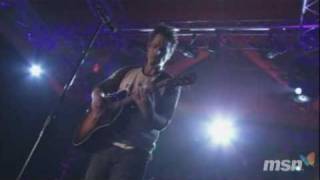 Video voorbeeld van "Chris Cornell - Can't Change Me (Acoustic) Live @ MSN"