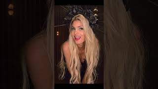 Model Luana Larkin Posing Backstage At Artheartsfashion Art Basel Miami