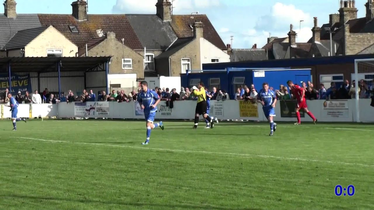 Lowestoft Town vs Aveley 2010/11