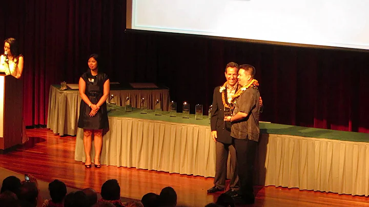 Edmond Pang receives "40 Under 40" award
