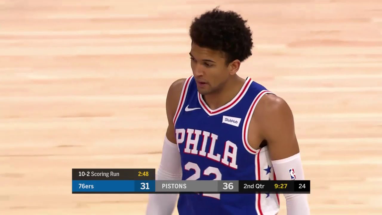 Matisse Thybulle sneaks in for the steal and dunk