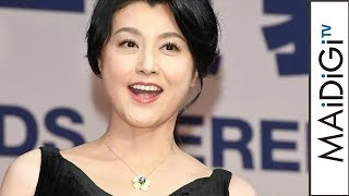 藤原紀香、“飛び立つ鳳凰”染めた黒ドレス姿でエレガントに　胸元にジュエリーきらり