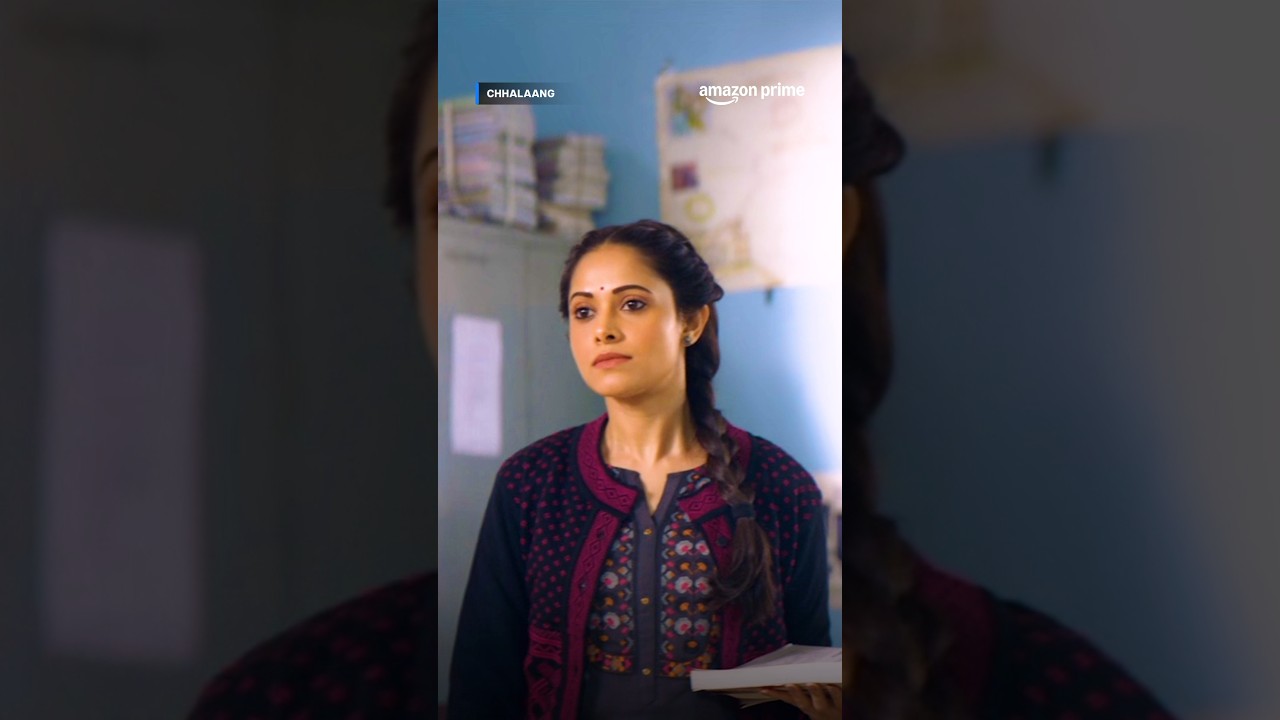 Nushrratt Bharuchha asks Rajkummar Rao TO LEAVE THE ROOM Angrily 👀 | Chhalaang | 