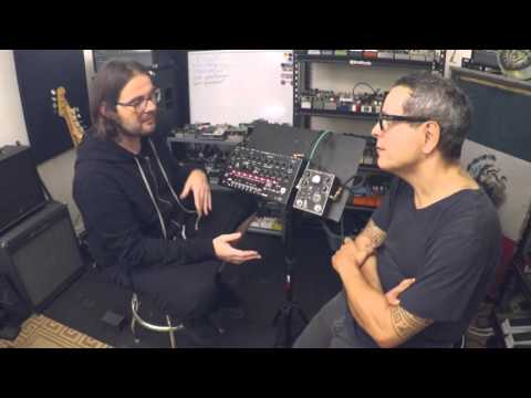PedalsAndEffects: Abstrakt Instruments Avalon + Retro Mechanical Labs Electron Fuzz