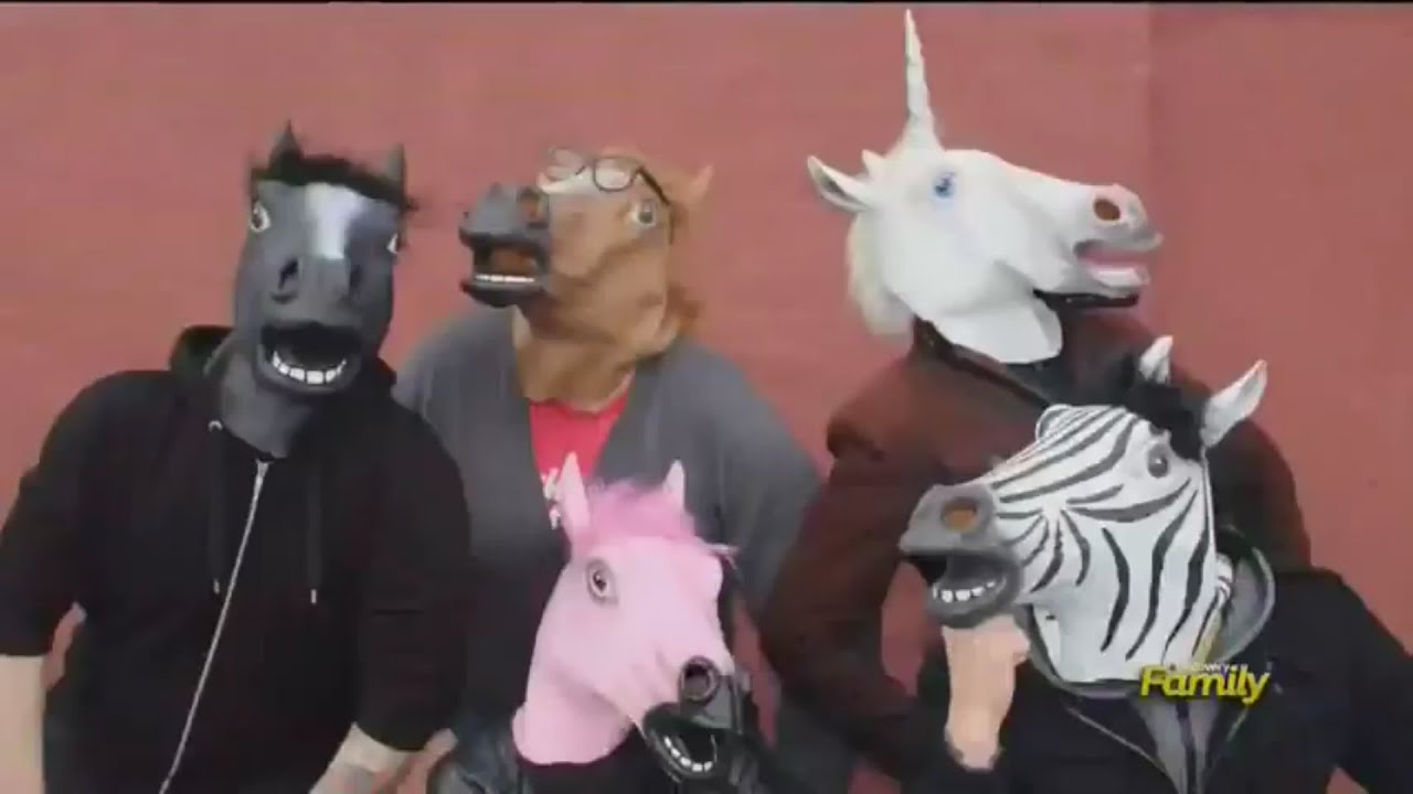 "Bronies"/Guys with horse masks - S05E09/100th episode 