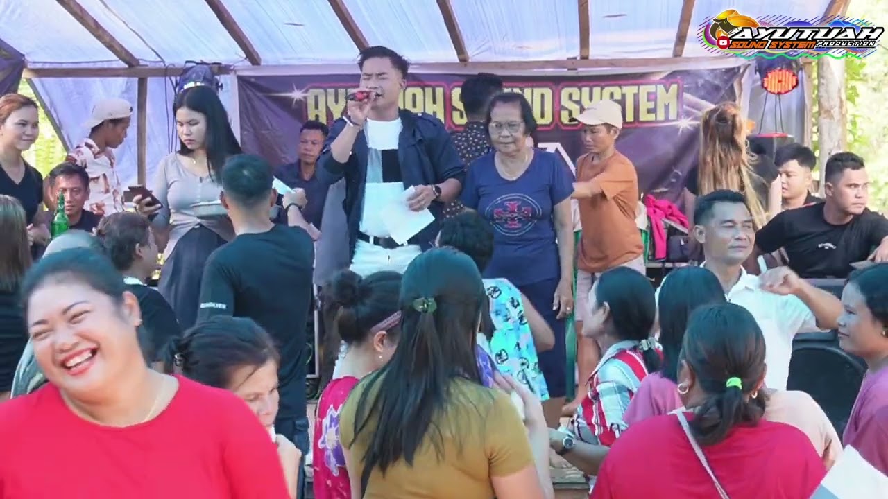 KARUNGUT TANDAK TIMANG ~ AJA MARIKOI~ACARA PEMUGARAN  KUBURAN~ ALM. AGAU ISIK ~ DESA RAMBANGUN