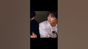 *smirk* #taegyu #taehyun #beomgyu #beomhyun #txt #moa