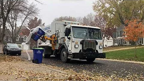 KC Disposal Garbage Trucks in Action - Ultimate Compilation