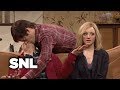 Kissing Family: Lonny Comes Home for Christmas - SNL