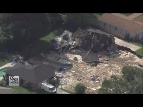 Massive sinkhole swallows two homes in Florida