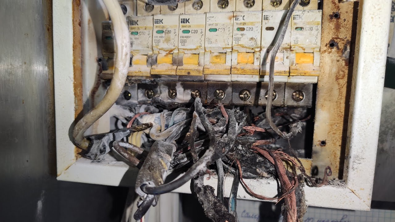 Провод обломился в стене как соединить - 87 фото