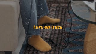 926 love On Track  Clip