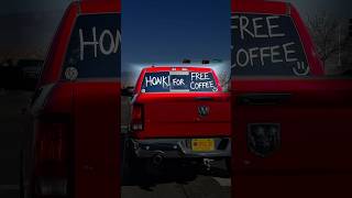 Guy Honks For Free Coffee But Driver Does This Instead @santi.s._ via IG