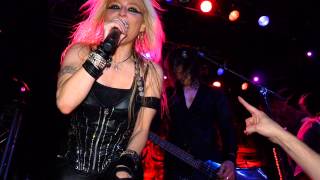 DORO- Don&#39;t Mistake It For Love