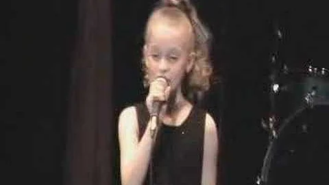 Cactus Cutie Madeline Powell sings Til I Waltz Aga...