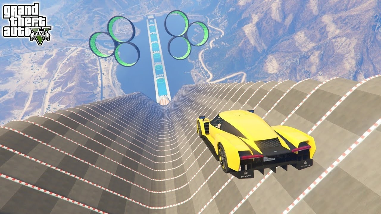 INTENSE Mega Ramp Race in GTA 5 - YouTube