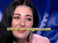 فيديو الراقصة صافيناز تتعرض للمعاكسة من قبل المذيع 