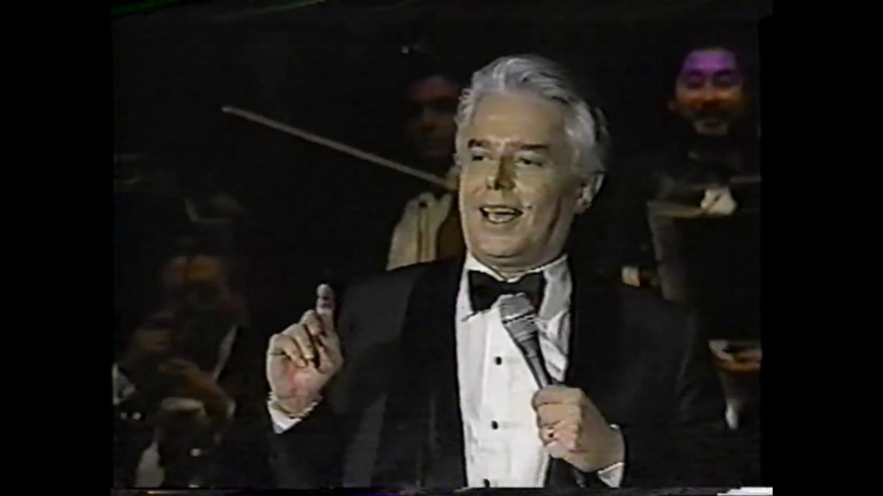 Enrique Guzman -  Dame Felicidad  - 35 Años