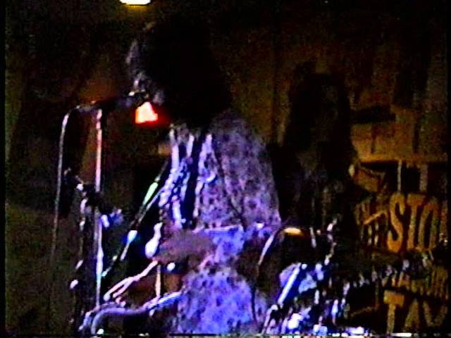 Bloodloss LIVE!!! 12/5/95 Part 1 adlı videoyu YouTube'da izle Bloodloss LIVE!!! 12/5/95 Part 1 adlı videoyu YouTube'da izle