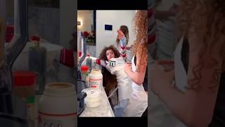 Kalogeras Sisters Make Viral Crispy Shawarma !