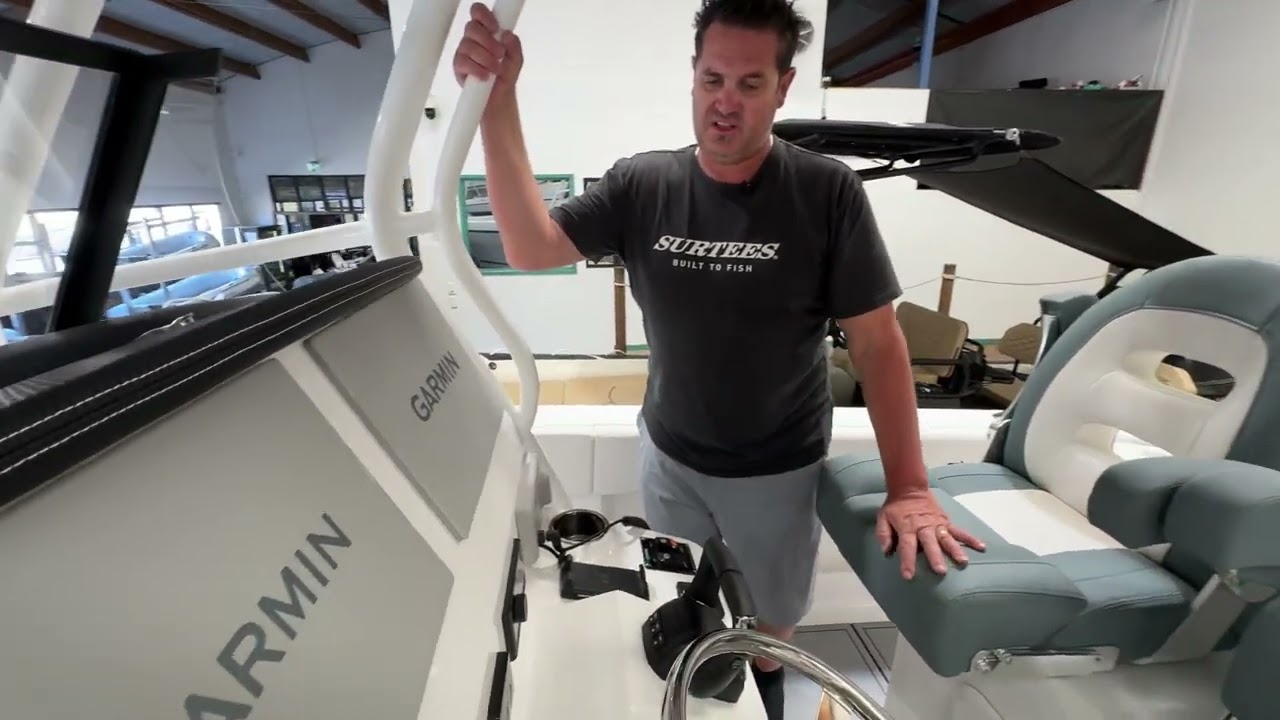 Haines Signature 788 flagship boat 