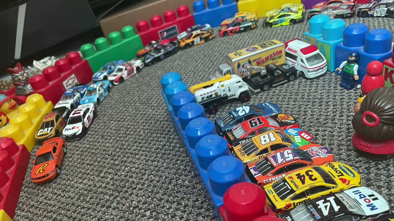 Flex Seal Cup Series: Microsoft Duel #2 (Highlights) [NASCAR Stop Motion]