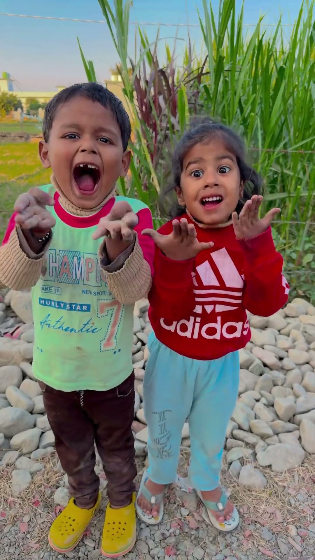 Mujhe bhi chahiye ?❤️ #shorts #funny #viralvideo #comedy #funnyvideos