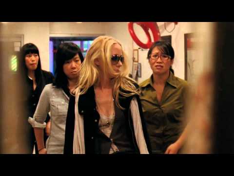 "That's What She Said" Movie Clip - Bebe Gets a Trim