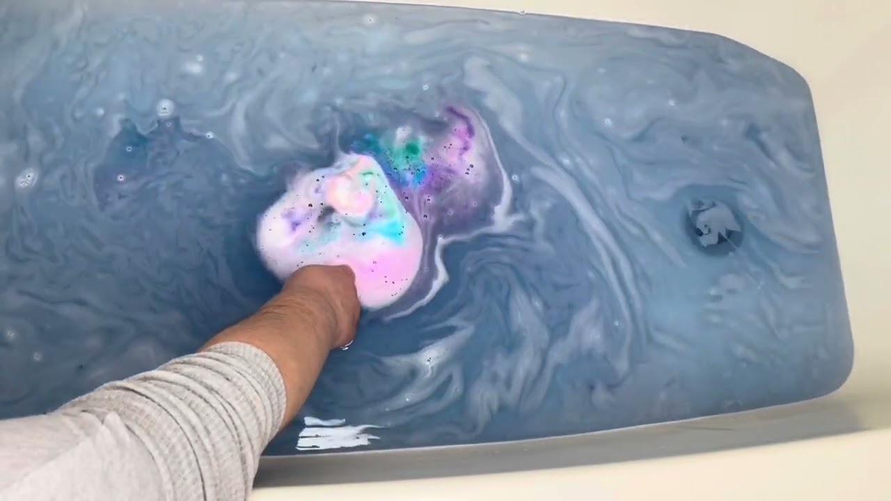 Magical bath bomb wands!