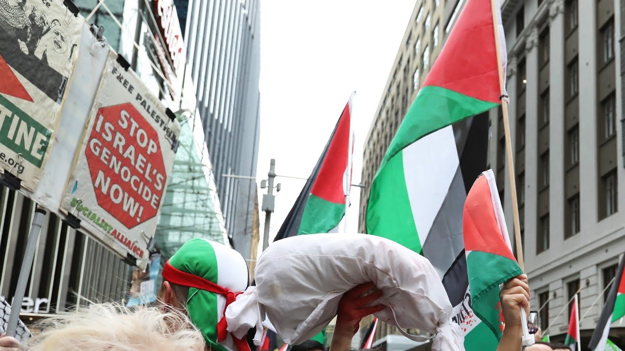 Pro-Palestinian protesters to target Sydney Opera House with ‘message of hatred and division’