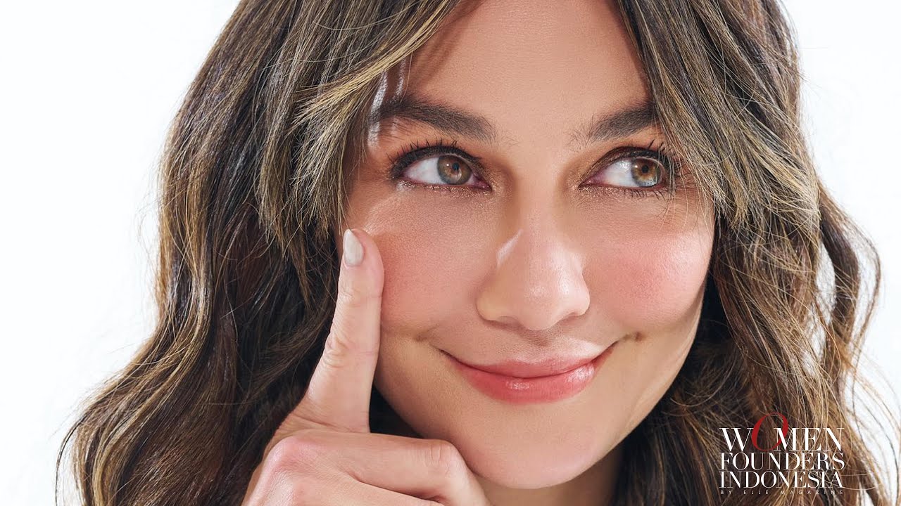 Podcast Suara Perempuan : Luna Maya Bicara tentang Nama Beauty & TS Media.