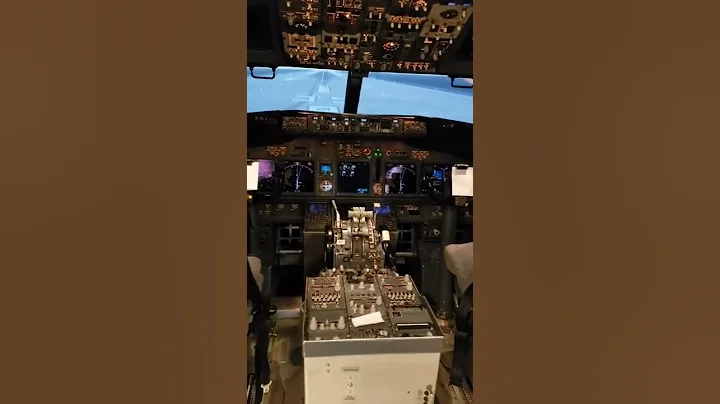 Take a look inside the Boeing 737 simulator