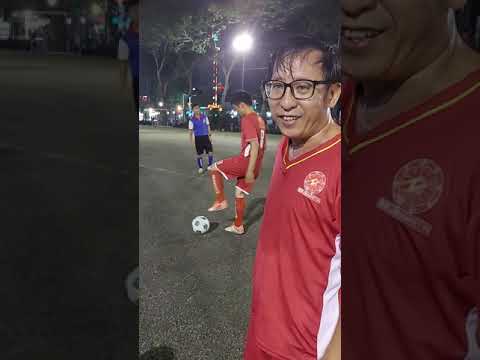 Video Lớp học bóng đá cho người lớn ở TpHCM - YouTube