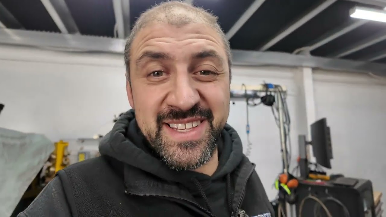 Sneak peek at Jesse's  FG Barra Build 98 octane Fuel/water methanol injection build and a Garret G40