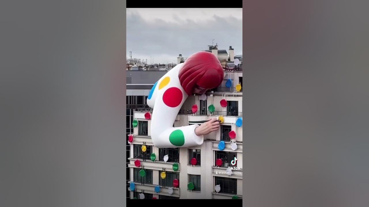 A giant Yayoi Kusama sculpture has popped up on the façade of the Louis  Vuitton store in Champs Èlysèes, Paris - Global Design News