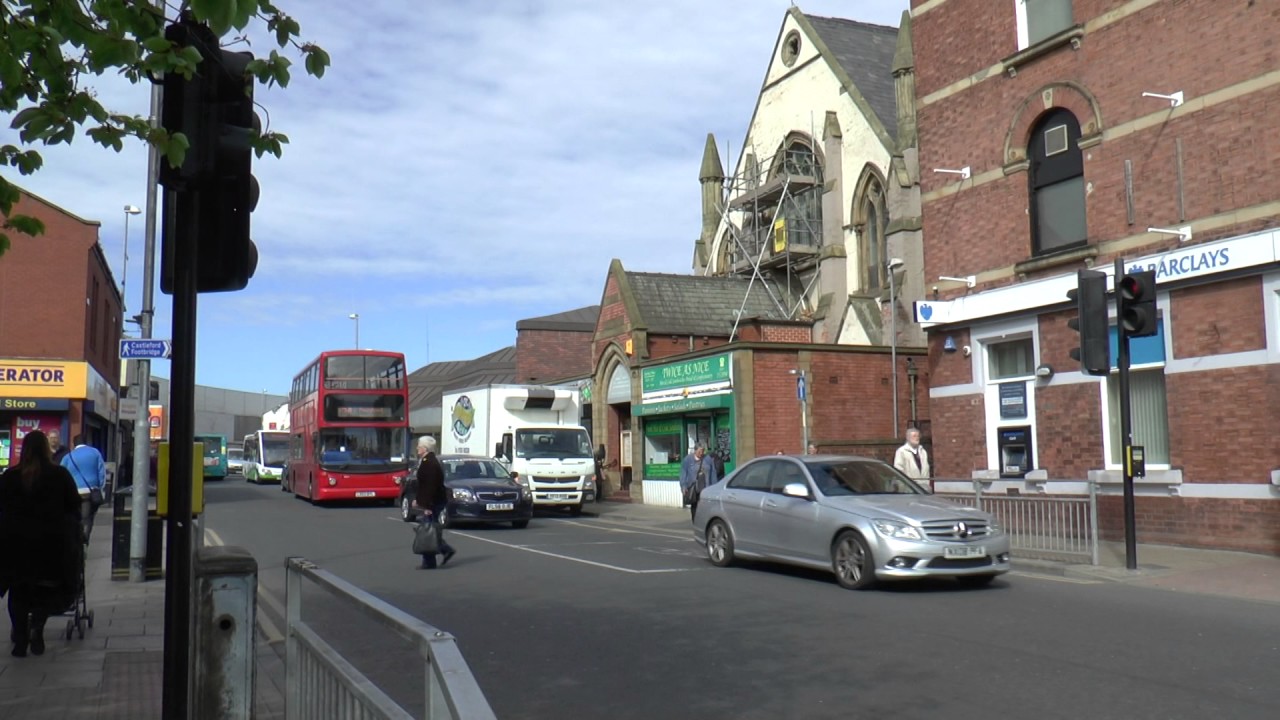 BUSES IN CASTLEFORD MAY 2017